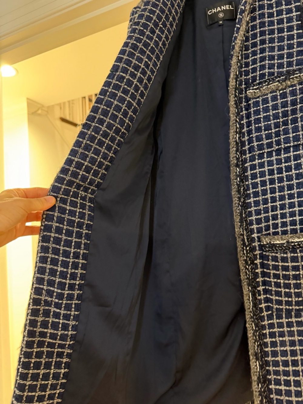 CHANEL Metallic Fantasy Tweed Coat – Navy Blue/Silver (Size 36) - Picture 5 of 15